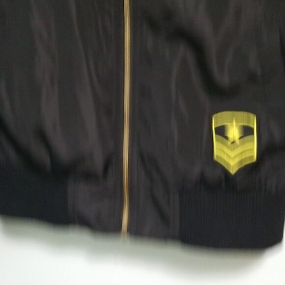 Love Tree black windbreaker/bomber style jacket with patches.  Size S. - Picture 5 of 6